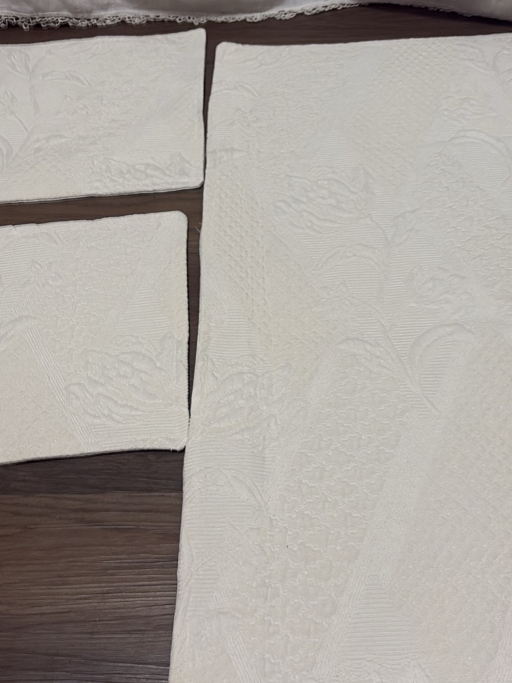Cream Quilted Placemat and Runner Set - Home Dining embossed new handmade